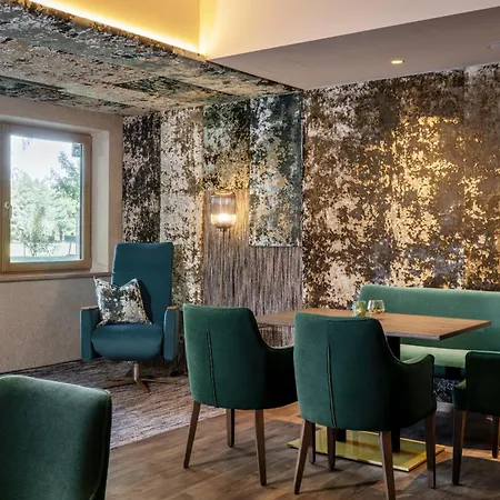 Frechdachs Otel 4*