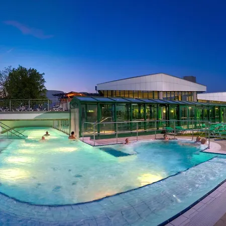 Otel Frechdachs 4*
