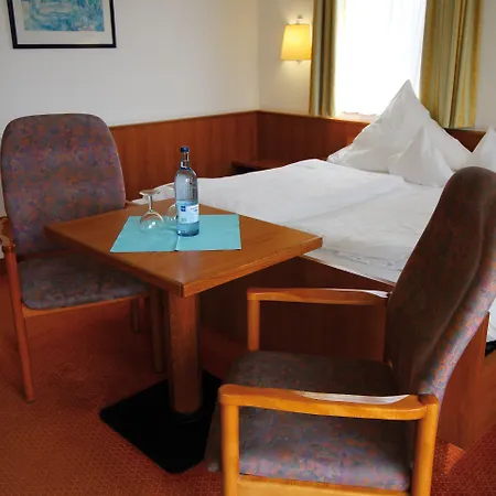 Frechdachs 4*