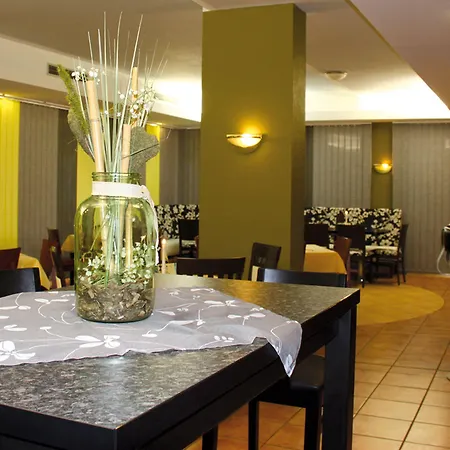 Frechdachs 4*