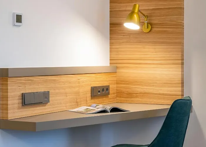 Hotel Frechdachs 4*