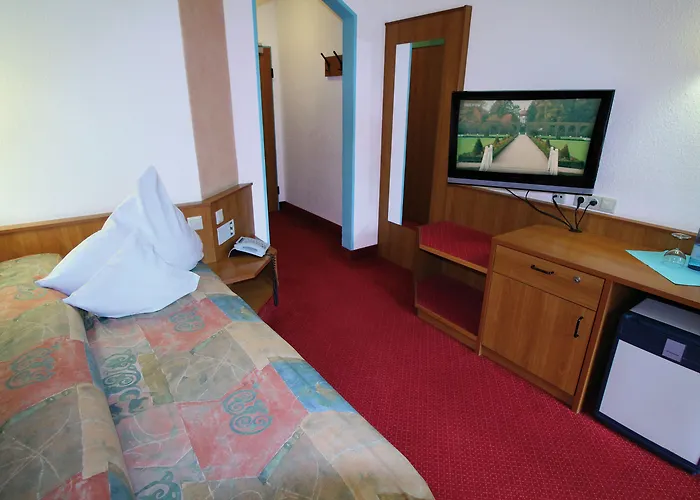 Hotel Frechdachs 4*