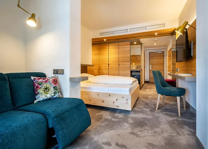 Hotel Frechdachs 4*